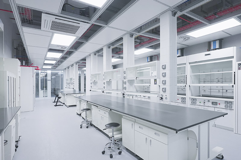 白玉实验室革新：安全与科技的现代融合